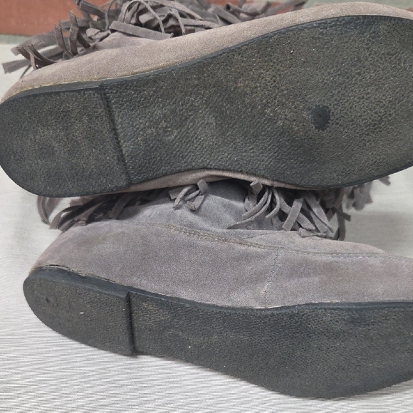 Gray Fringe Sz 10 Boots - Picture 5 of 10